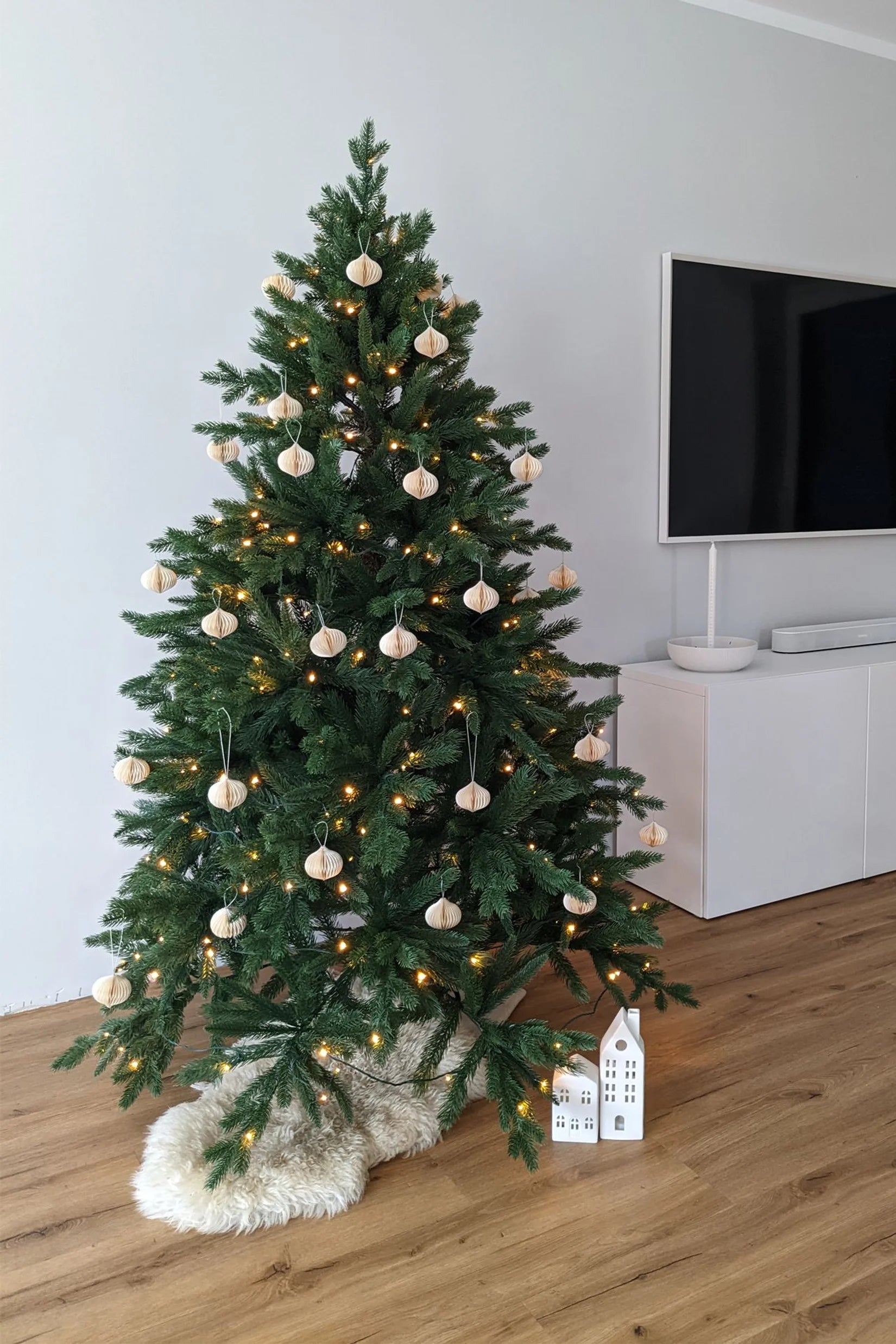 Künstlicher Weihnachtsbaum - David | 180 cm, mit LED-Leuchten