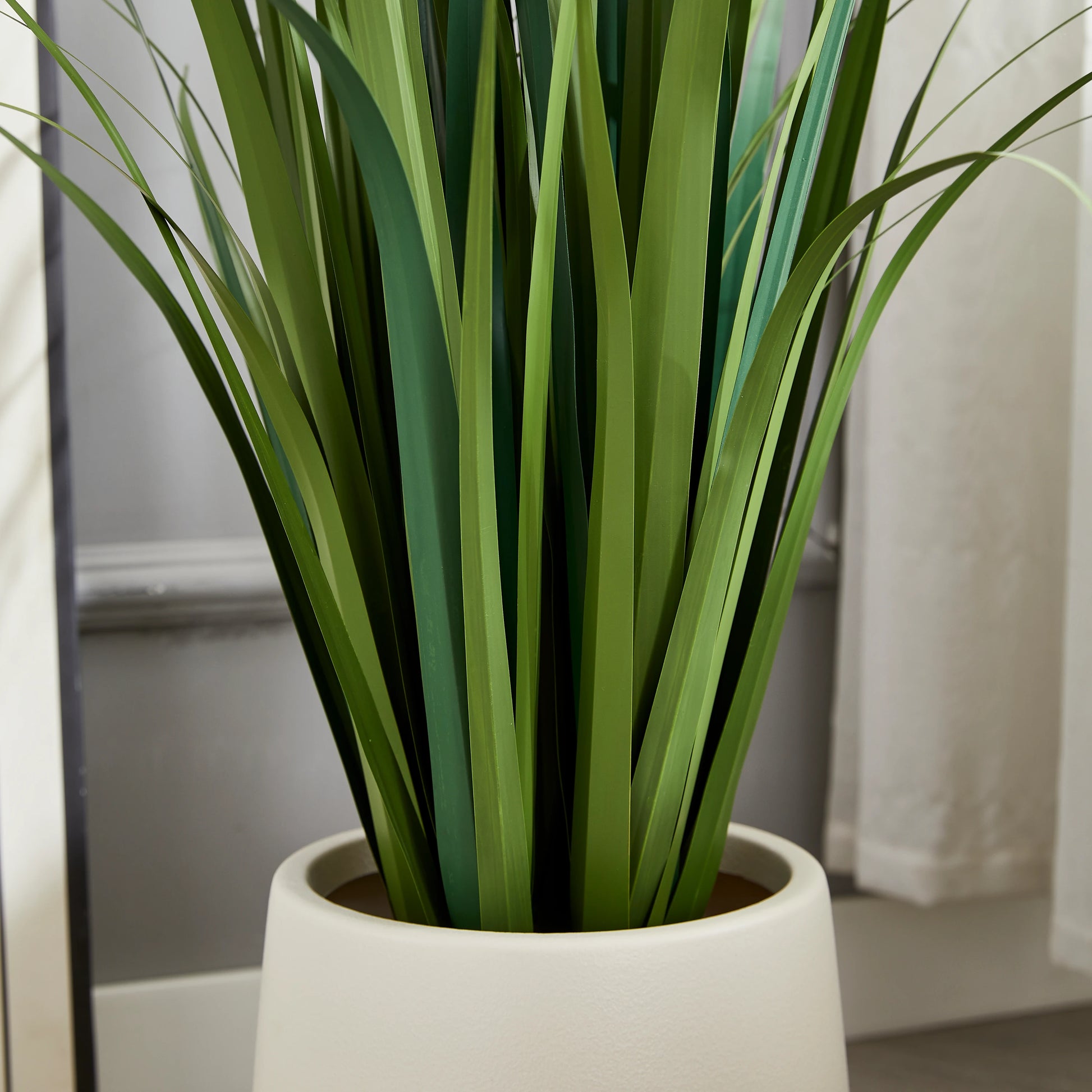 Künstliches Gras - Alaric, 120 cm, Kunstpflanze von aplanta, in Grün, für drinnen