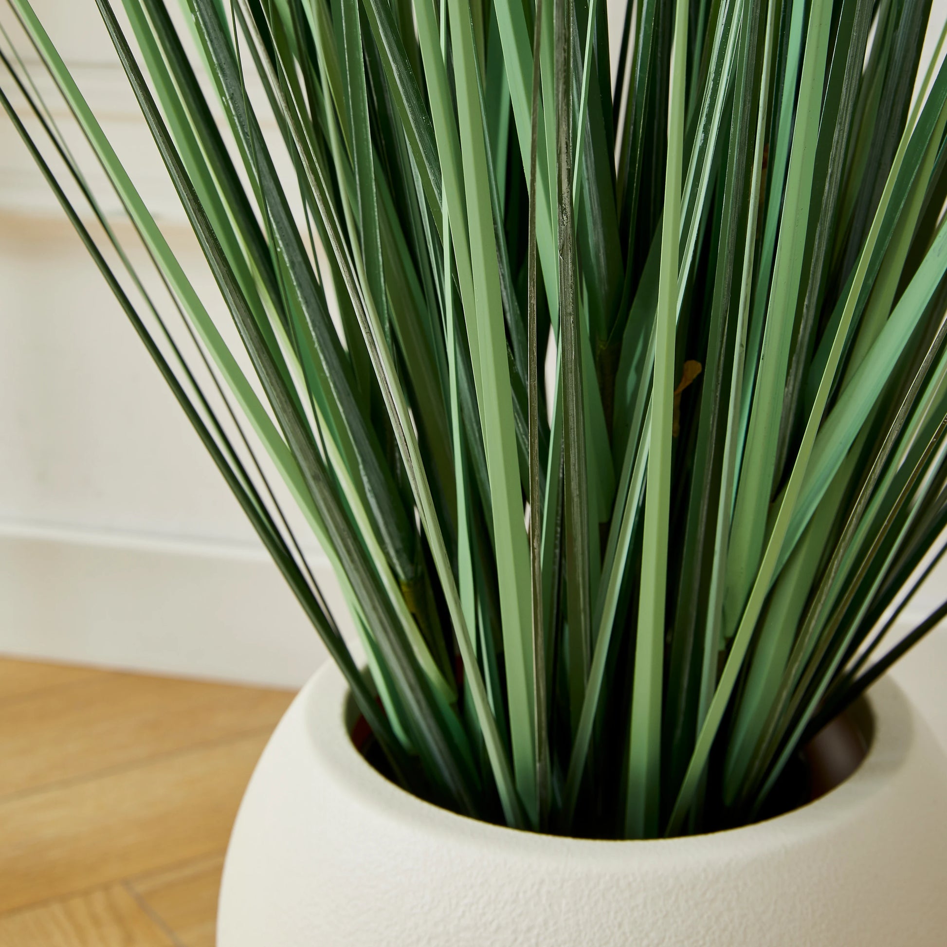 Künstliches Gras - Odalinde, 120 cm, Kunstpflanze von aplanta, in Grün, für drinnen